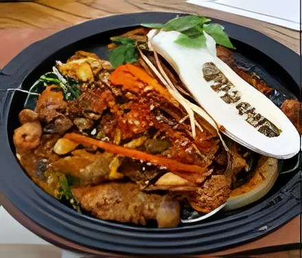 Daejanggeum Yakseongwan Sancheong